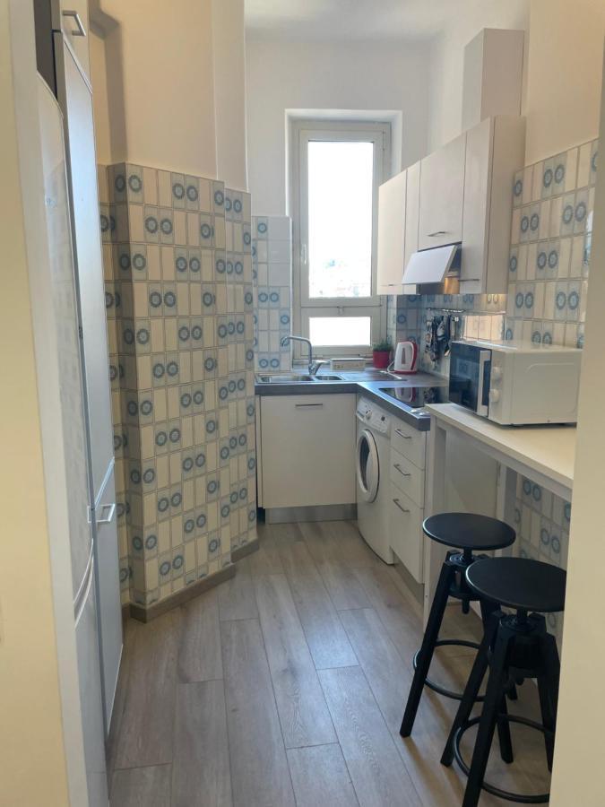 Apartament Caracciolo33 Rzym Zewnętrze zdjęcie