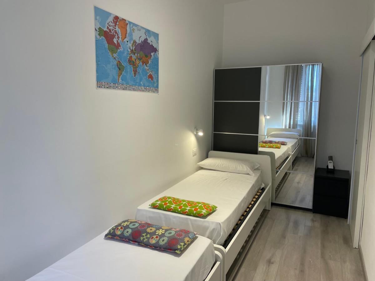 Apartament Caracciolo33 Rzym Zewnętrze zdjęcie
