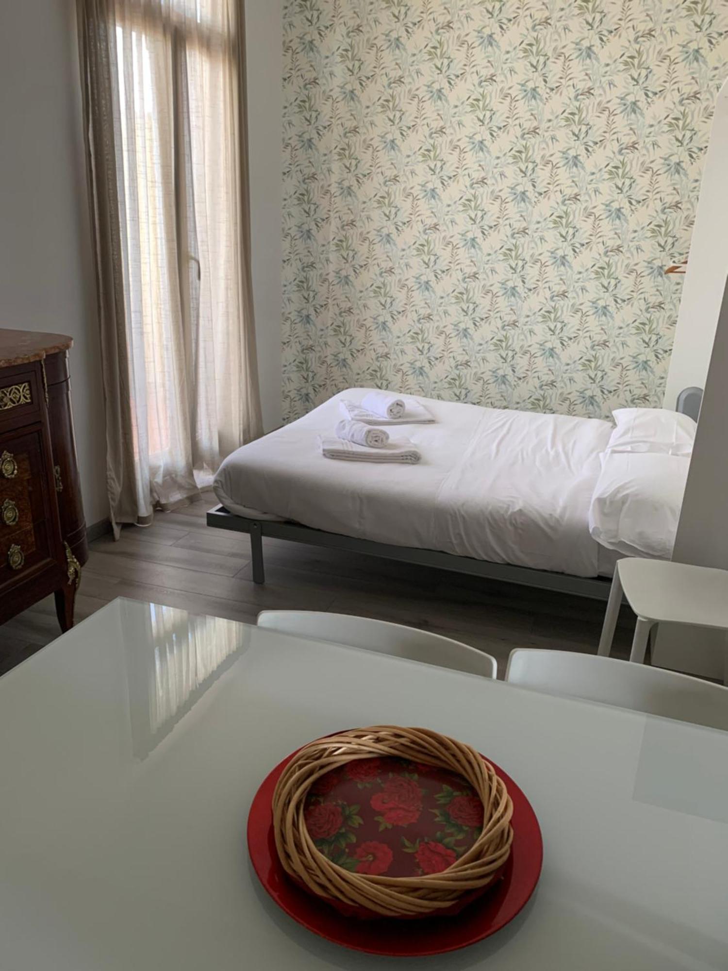 Apartament Caracciolo33 Rzym Zewnętrze zdjęcie